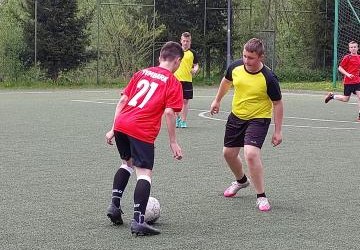 Powiatowy Turniej piłki nożnej 6 - osobowej dziewcząt i chłopców rocznik 2007 i 2008 i młodsi